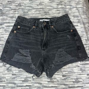 GARGAGE Jean Shorts